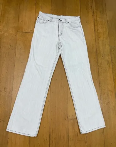 Calça Toulon semi nova