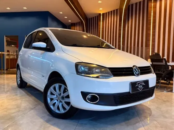 Volkswagen Fox 1.0 MI Total Flex 8V 5P 2012