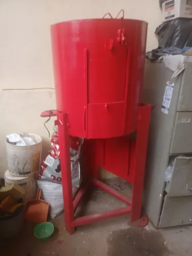 Vendo maquina para moer plastico