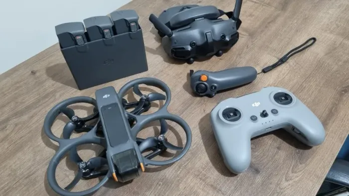 DJI Avata 2 - Controle extra + óculos FPV