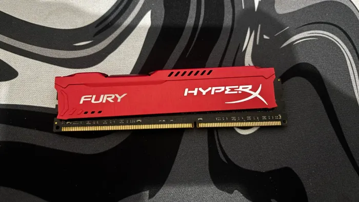 Memória RAM HyperX Fury 8GB DDR3 1600MHz CL10 Gamer - Funcionando Perfeitamente