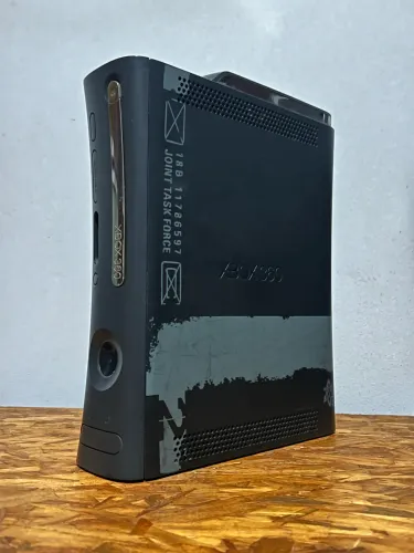 Console Xbox 360 Edição Limitada Colecionador MW2
