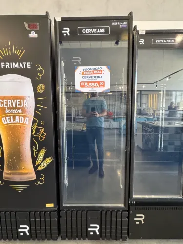 Visa Cooler Cerveja Porta de Vidro 570 litros nova