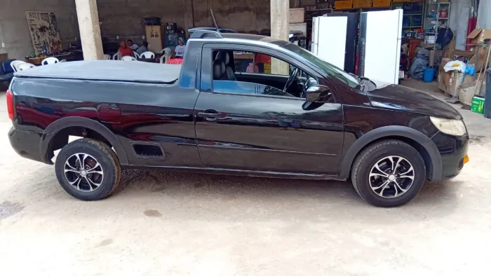 Volkswagen Saveiro 1.6 MI/ 1.6 MI Total Flex 8V (álcool) 2013