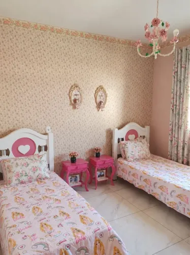 Cama o infantil feminina