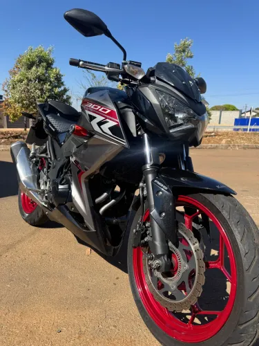 Kawasaki Z300 - Oportunidade 