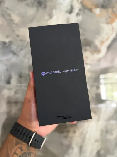 Motorola signature
