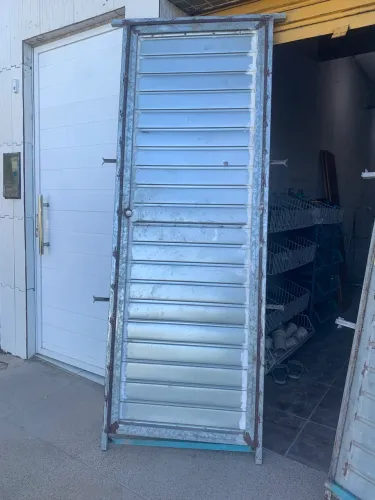 Porta chapa de metalon 2,10x0,80