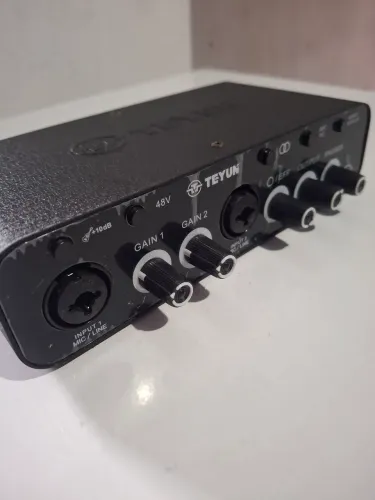 Interface de Áudio Teyun Q26
