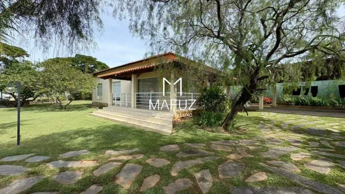 Casa em condomínio à venda, 4 quartos, 1 suíte, 4 vagas, Condominio Morada dos Pássaros - 