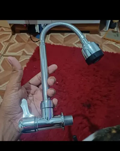 Torneira Inox Prata Com Chuveiro Com Rotação De 360° Cozinha Luxo Parede jato duplo
