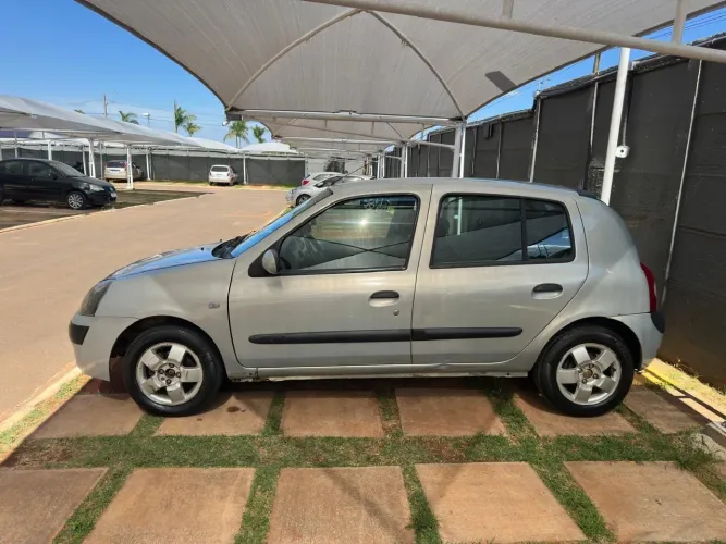 Renault Clio RT/ Privil. 1.0/1.0 Hi-power 16V 5P 2003