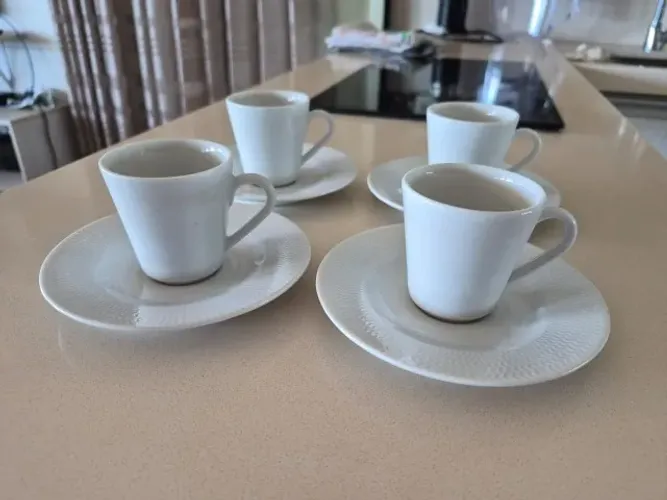 Conjunto xícara de café e pires Tramontina