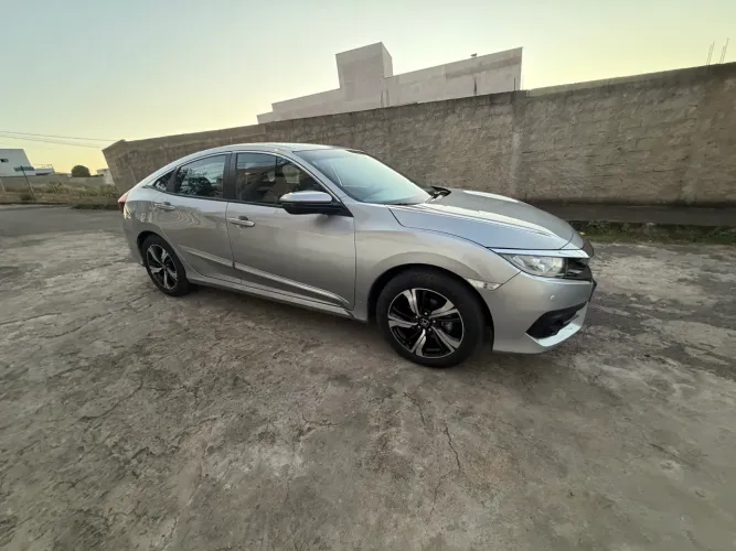 Honda Civic Sedan EXL 2.0 Flex 16V Aut.4p 2018