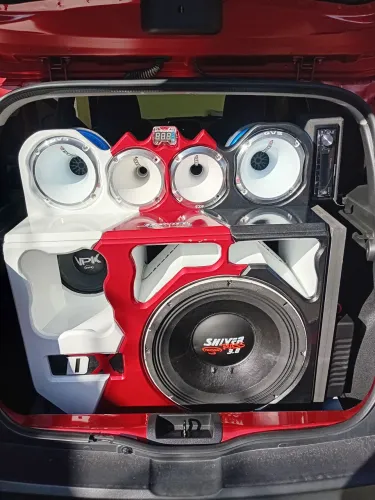 Som com tudo na garantia