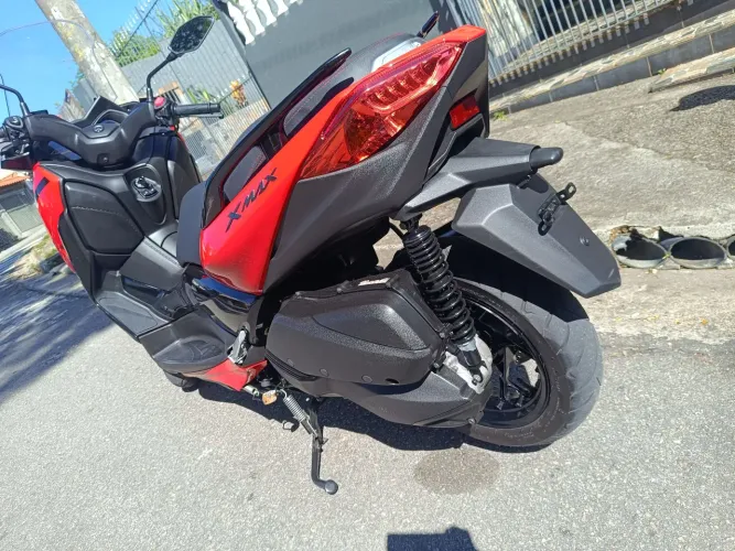 ? YAMAHA XMAX 2024 - SEMINOVA ?
