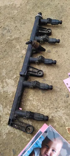 Vendo flauta com injetores marea 2.4