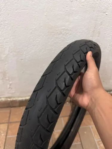 Pneu para moto Levorin