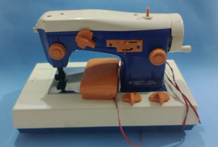 Máquina de costura brinquedos estrela