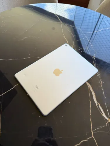 iPad Air 2 (BEM CONSERVADO)