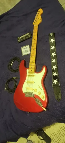 Gitarra seminova