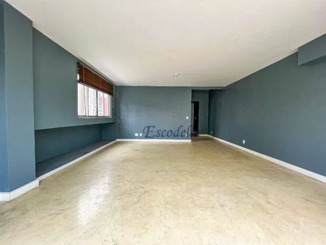 Apartamento Duplex, com varanda.1 vaga, com 2 quartos, 1 suite para alugar, 180 m² - Paraí