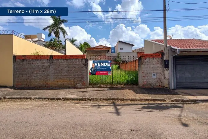 Terreno a venda 308 m² em Bairro Nobre Próximo Pesqueiro Panserini
