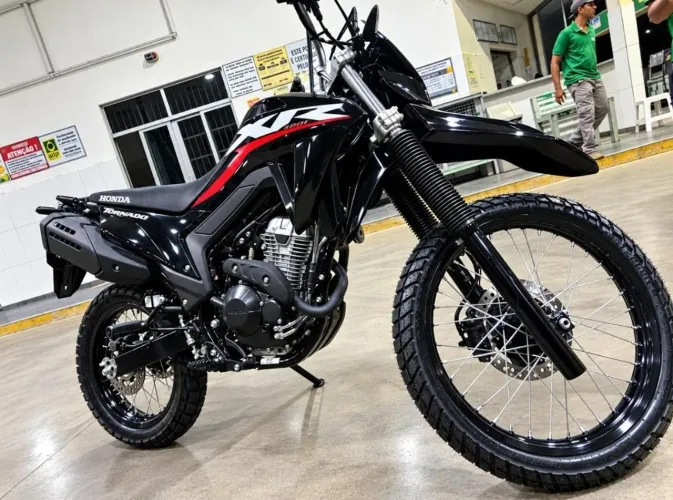 Xr tornado novíssimo 100km rodado,cuida!!