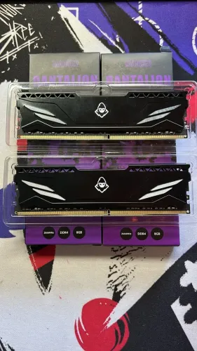 Memória Ram 2x8gb ddr4 (SUPERNOVAS) PRA VENDER LOGO