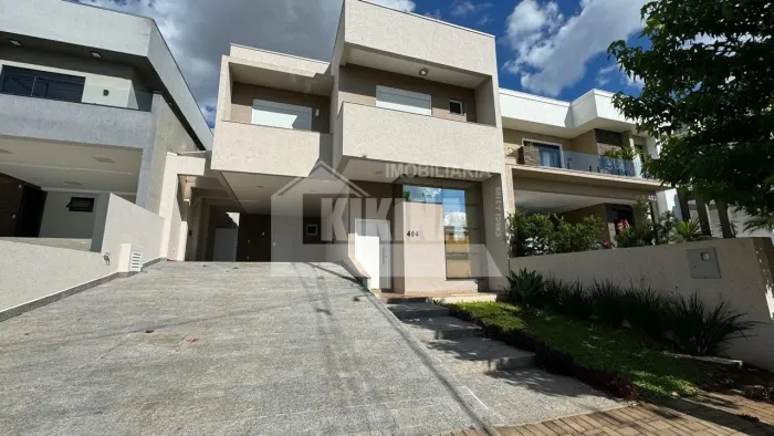 Casa Residencial com 3 quartos para alugar por R$ 7500.00, 233.33 m2 - COLONIA DONA LUIZA