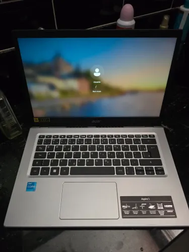 Notebook Acer Aspire 5 - Intel i3 11ª Geração | 256GB SSD | Excelente Estado