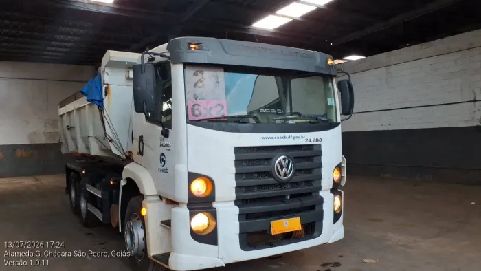 Volkswagen 24.280 E Constellation 6x2 2p (diesel)(E5) 2020/2021 Vamos Seminovos Goiania