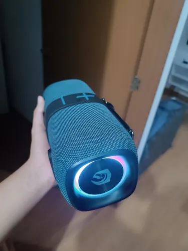 Caixinha H?maston 30W, TN24 sem fio, IPX5 resistente à água com grave e luz RGB