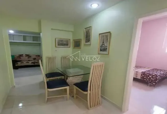 Apartamento : / Residencial / Centro