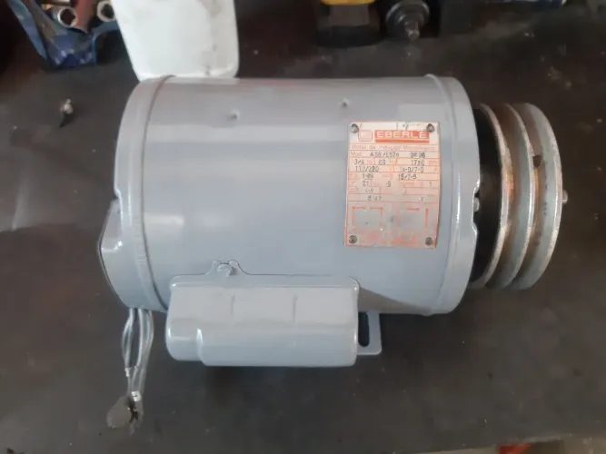 Motor elétrico