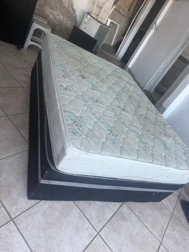 Vendo três camas