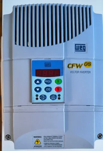 Inversor de frequência cfw08 motor de 7.5cv tensão de trabalho 220v corrente de saída 22A