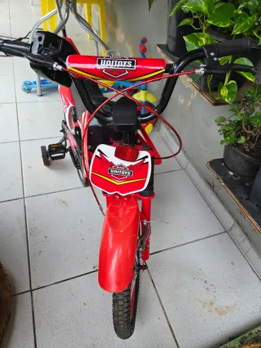 Bicicleta moto cross vermelha 