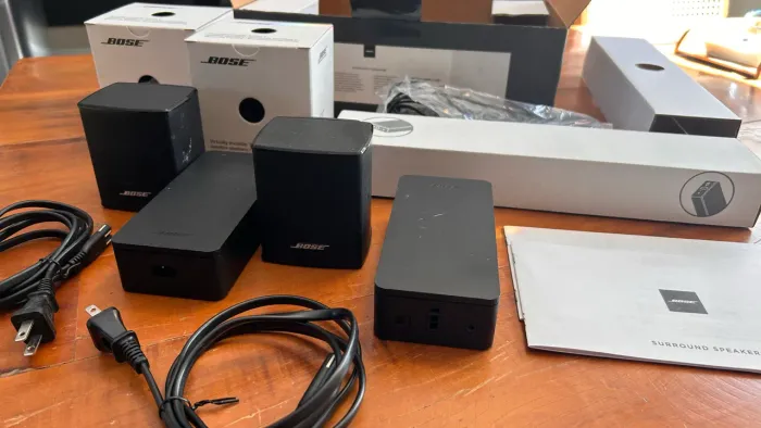 Bose Surround Speakers Virtualy Invisible Original c/ caixa 