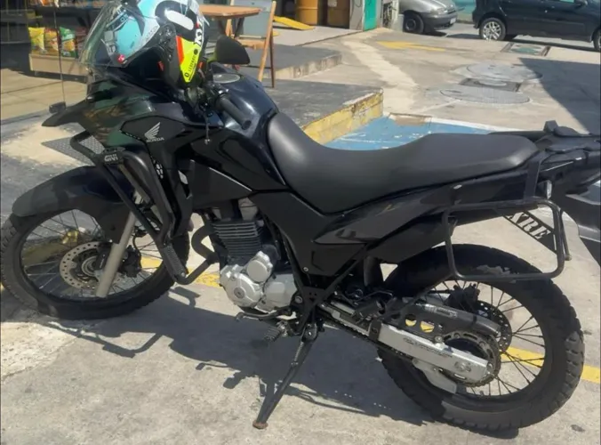 XRE 300 ABS