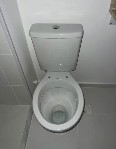 Vaso Sanitário com Caixa Acoplada - Novo | Branco