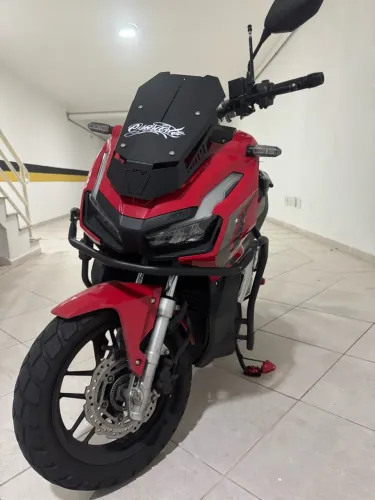Honda ADV 150 2024