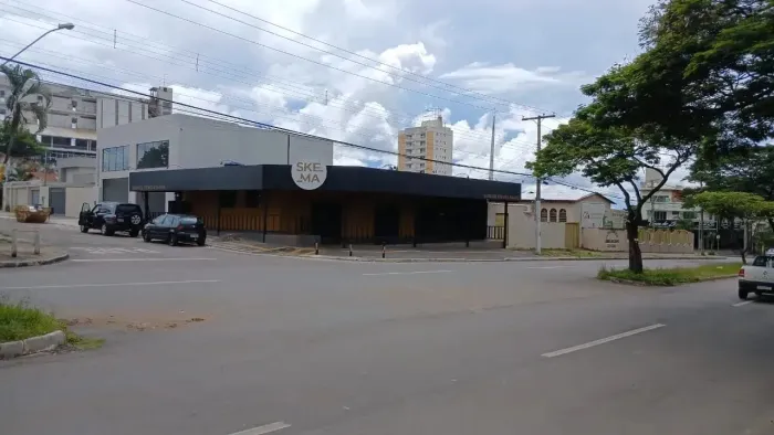 Galpão/Depósito/Armazém para aluguel com 243 metros quadrados em Jardim Vila Boa - Goiânia