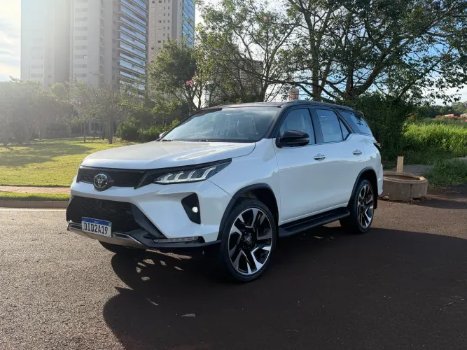 Toyota Hilux SW4 SRX Diamo. 4X4 2.8 TB DIE AUT 2019