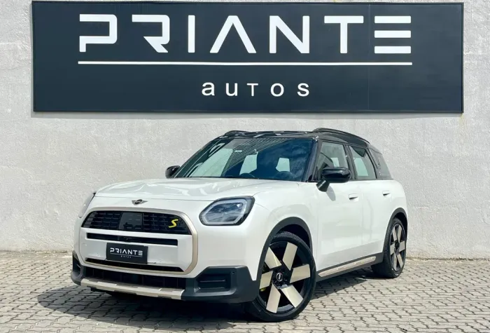 Mini Cooper Country. SE All4 TOP (elétrico) 2025