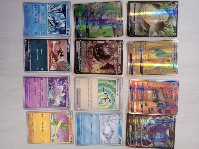 Lote de cartas de Pokémon