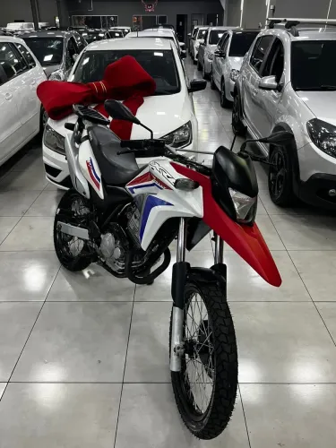 Honda xre 300 ano 2013