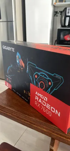 Placa de vídeo RX 7600