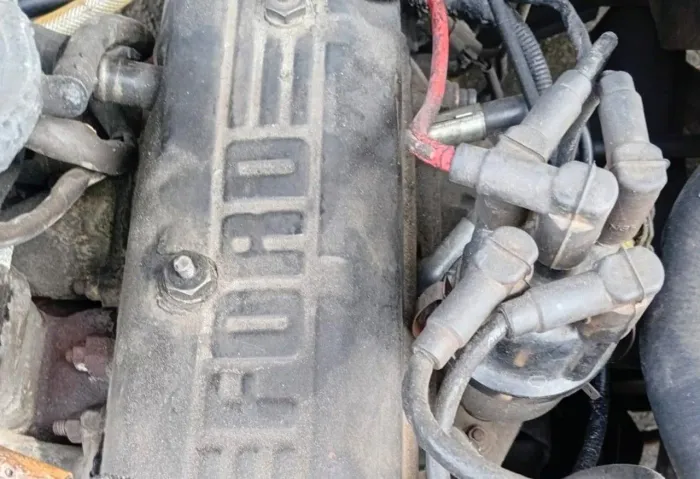 Motor cht 1.6 gasolina, caixa de macha carburador 