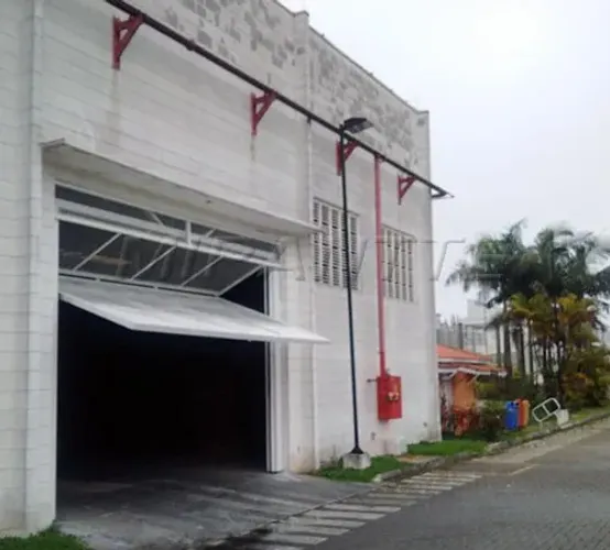 Galpao de 1525m² em VILA SANTA LUZIA